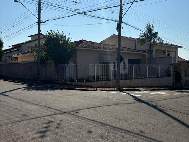 #24 - Casa para Venda em Piraju - SP - 3